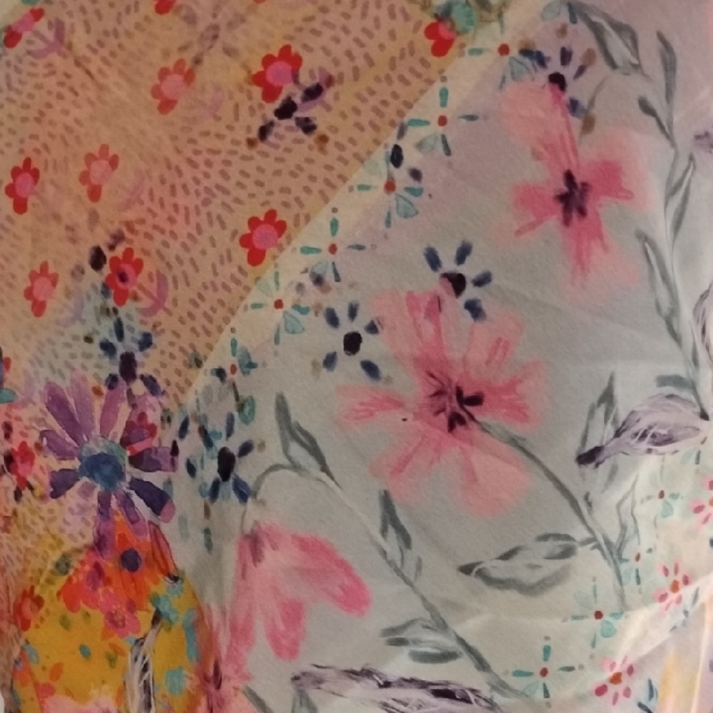 NATURAL LIFE Colorful Patchwork Crop Top - Picture 2 of 5